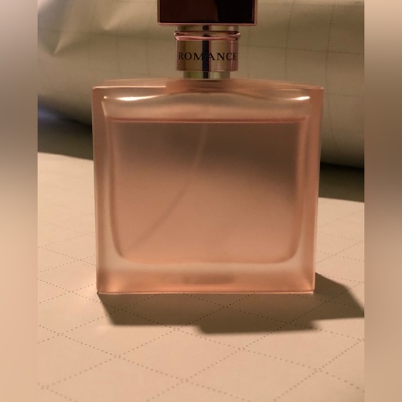 3.4oz Beyond Romance by Ralph Lauren Eau de Parfum. - Picture 1 of 3